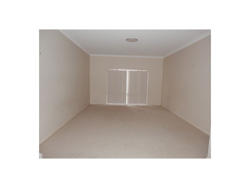 10 Starush Court, Upper Coomera QLD 4209