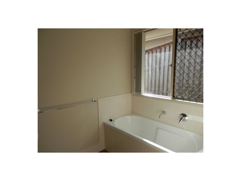 10 Starush Court, Upper Coomera QLD 4209