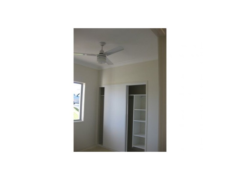 2/47 Fortescue Street, Pacific Pines QLD 4211