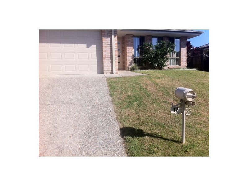17 Matthews Cresent, Pimpama QLD 4209