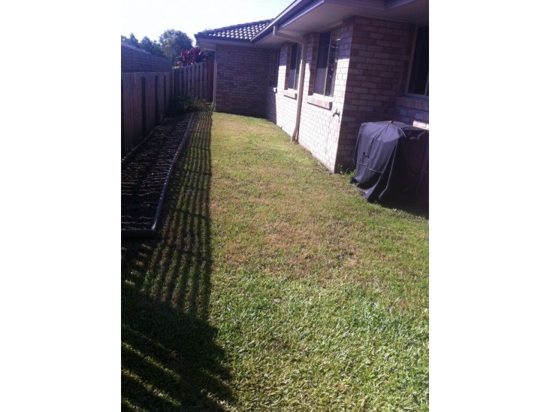 17 Matthews Cresent, Pimpama QLD 4209