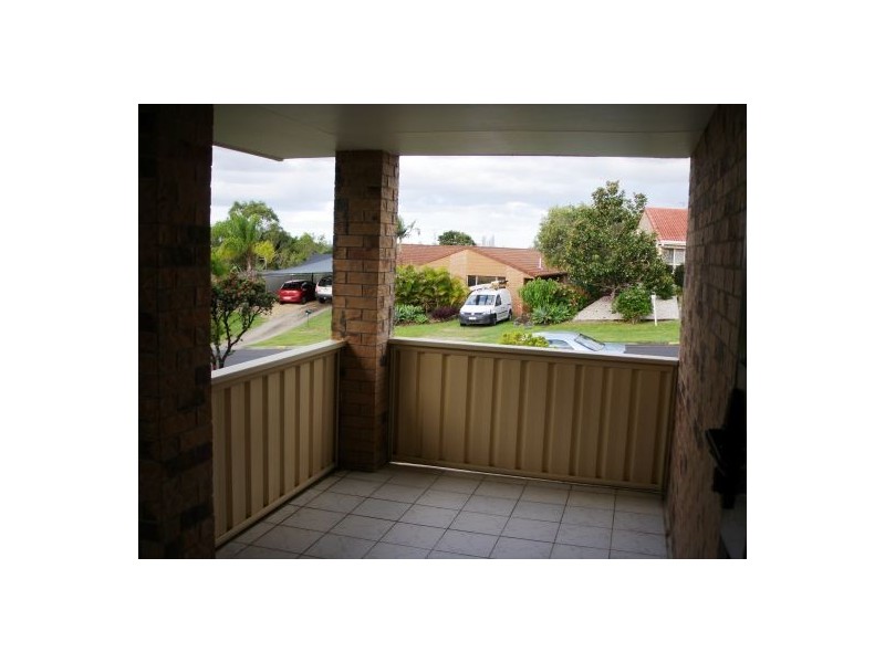 13 Quigan Tce, Highland Park QLD 4211