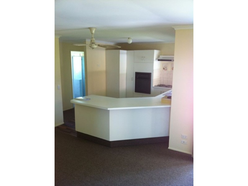 13 Quigan Tce, Highland Park QLD 4211