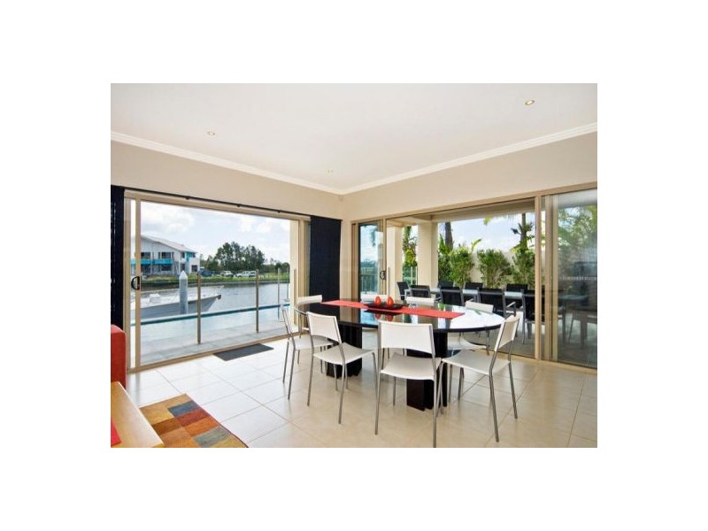 Coomera Waters QLD 4209