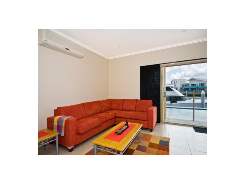 Coomera Waters QLD 4209