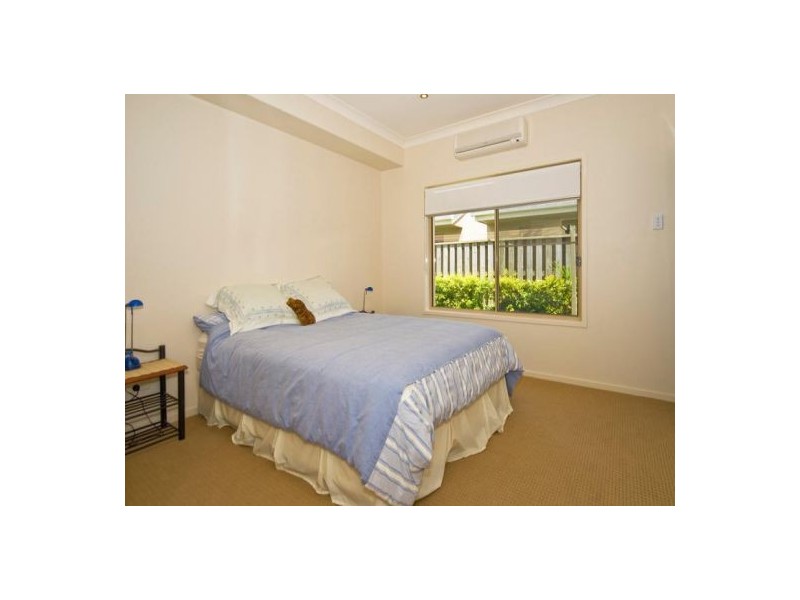 Coomera Waters QLD 4209