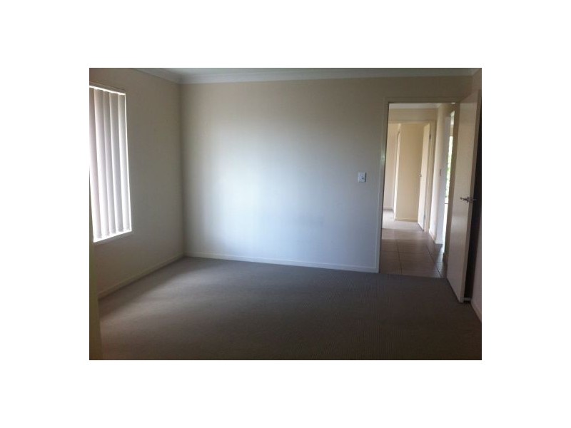 7 Benjamin Street, Pimpama QLD 4209