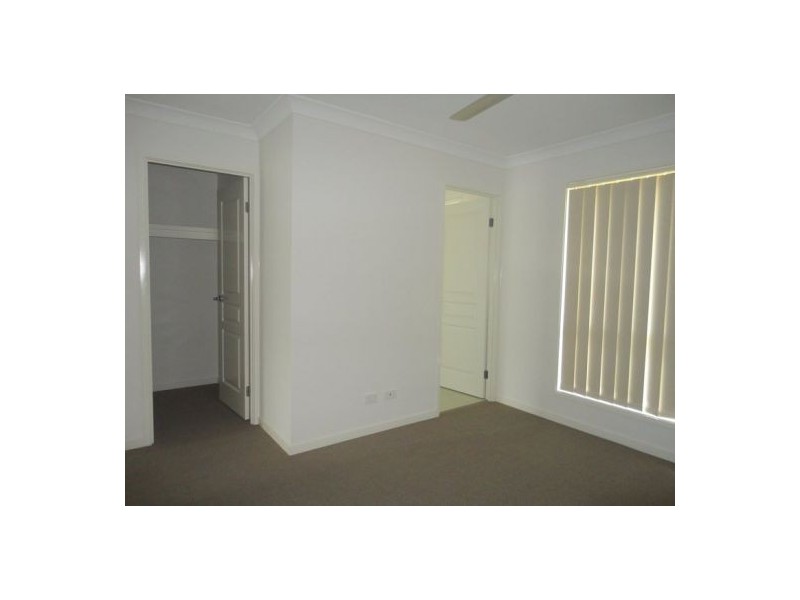 43 Winchester Crescent, Pimpama QLD 4209