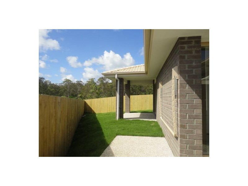 43 Winchester Crescent, Pimpama QLD 4209