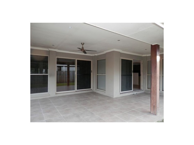 10 Ingrid Lane, Coomera Waters QLD 4209