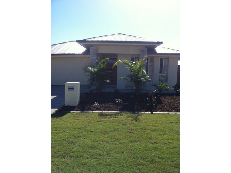 5 Severn Street, Coomera QLD 4209