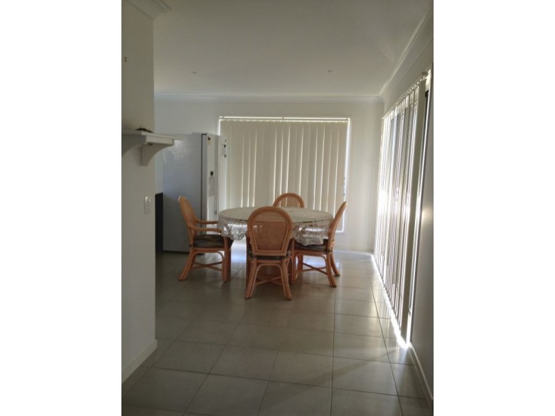 71 Codrington Circuit, Pacific Pines QLD 4211