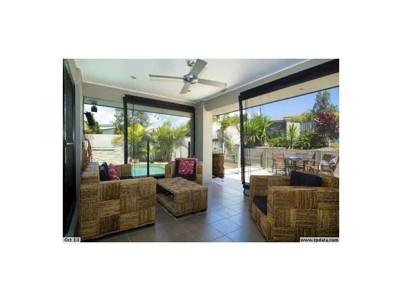 1 Serenade Drive, Coomera Waters QLD 4209