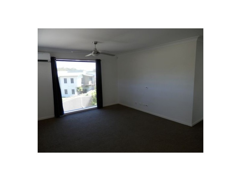 1 Serenade Drive, Coomera Waters QLD 4209