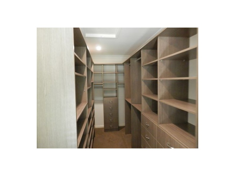 1 Serenade Drive, Coomera Waters QLD 4209