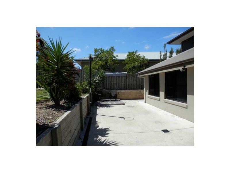 1 Serenade Drive, Coomera Waters QLD 4209