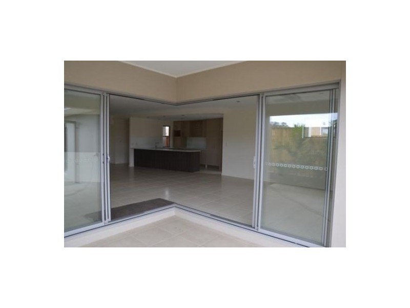 4 Limmen Street, Pimpama QLD 4209