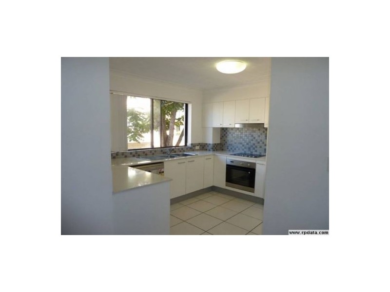 6/15-17 Lloyd Street, Southport QLD 4215