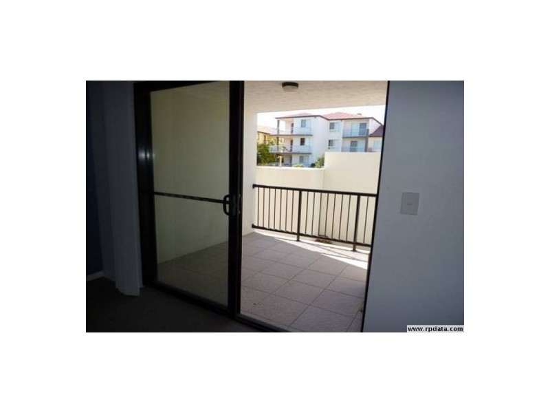 6/15-17 Lloyd Street, Southport QLD 4215