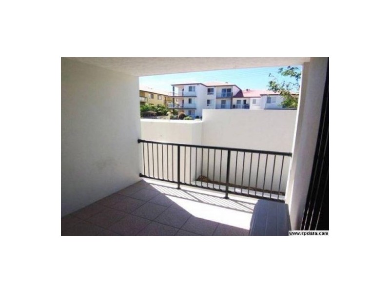 6/15-17 Lloyd Street, Southport QLD 4215