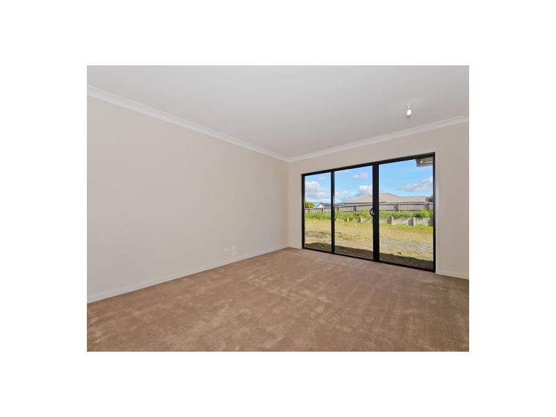 37 Achievement Drive, Ormeau QLD 4208