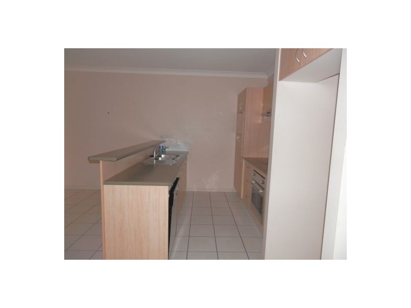 98/1 Sauvignon Parade, Upper Coomera QLD 4209