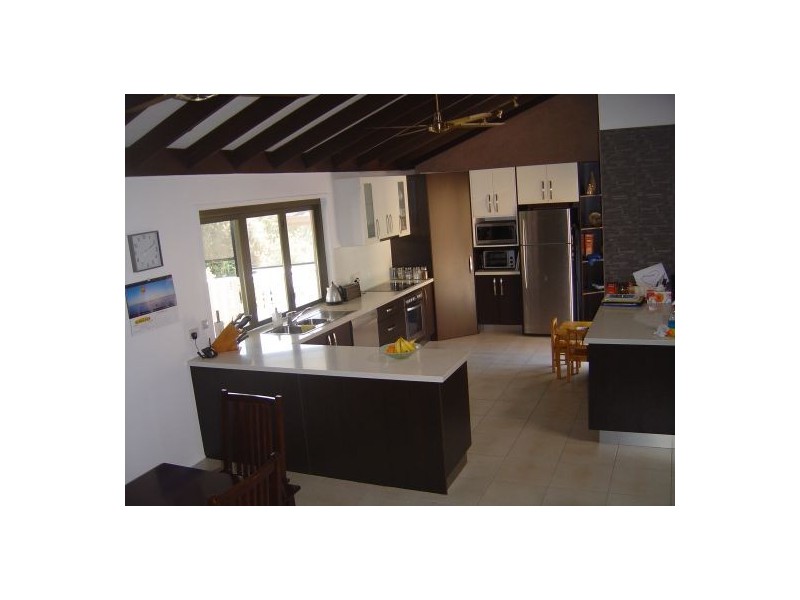 141 Springwood Road, Springwood QLD 4127