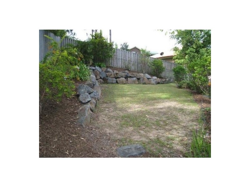 33 Papara Street, Pacific Pines QLD 4211
