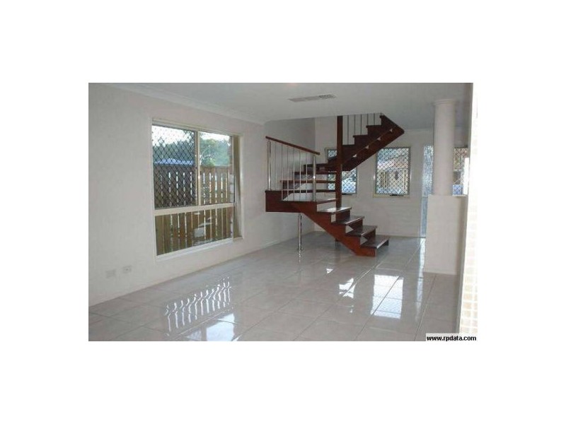2/28 Lauren Grove, Upper Coomera QLD 4209