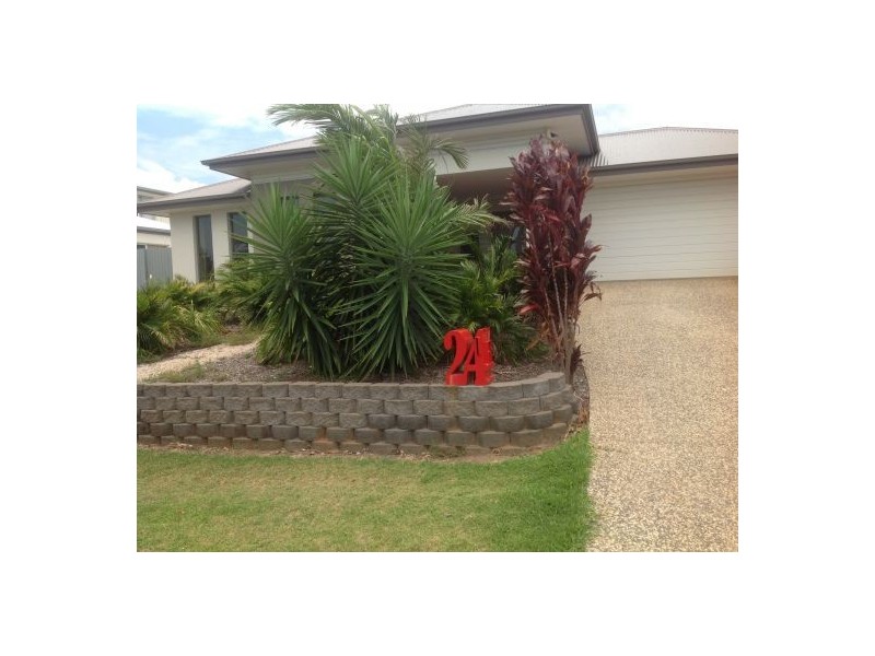24 Bloomfield Court, Ormeau QLD 4208