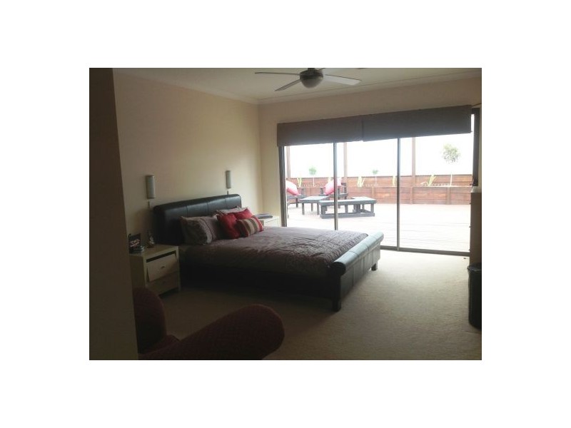 24 Bloomfield Court, Ormeau QLD 4208
