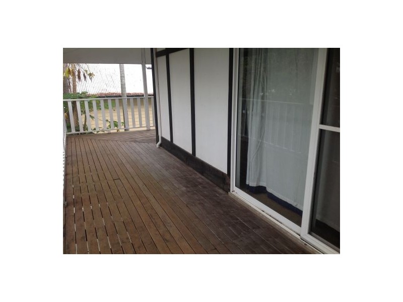 9 Tooraneedin Road, Coomera QLD 4209