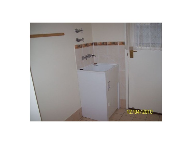 34 Mountain View Crescent, Mount Warren Park QLD 4207