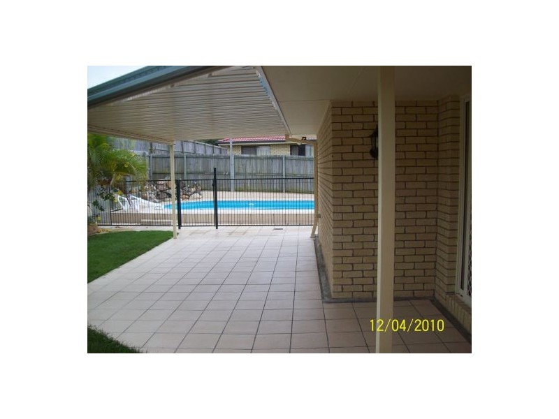 34 Mountain View Crescent, Mount Warren Park QLD 4207