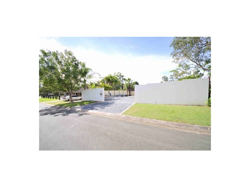2 Idaho Place + 58 Michigan Drive, Oxenford QLD 4210