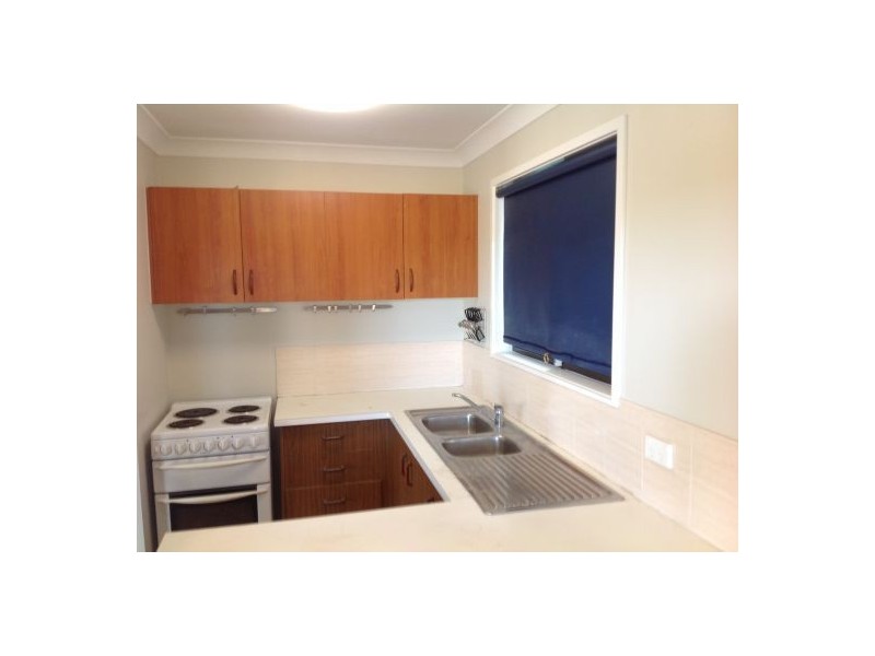 1/168 Whiting Street, Labrador QLD 4215