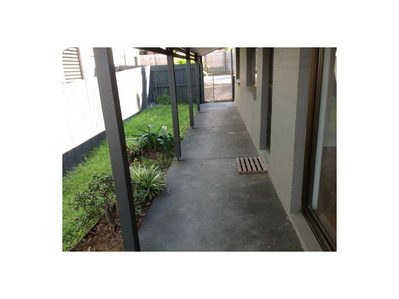 1/168 Whiting Street, Labrador QLD 4215