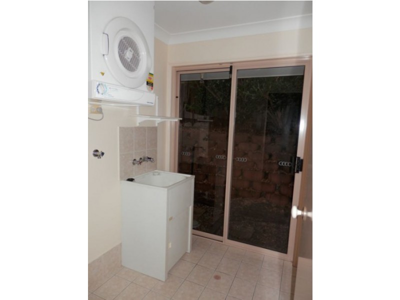 28 Pineview Drive, Oxenford QLD 4210