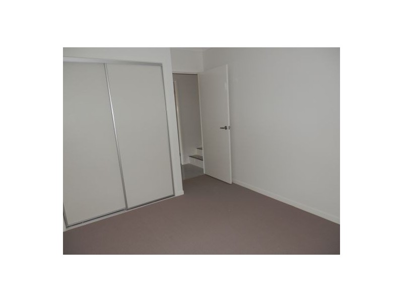 4 Mersey Street, Upper Coomera QLD 4209