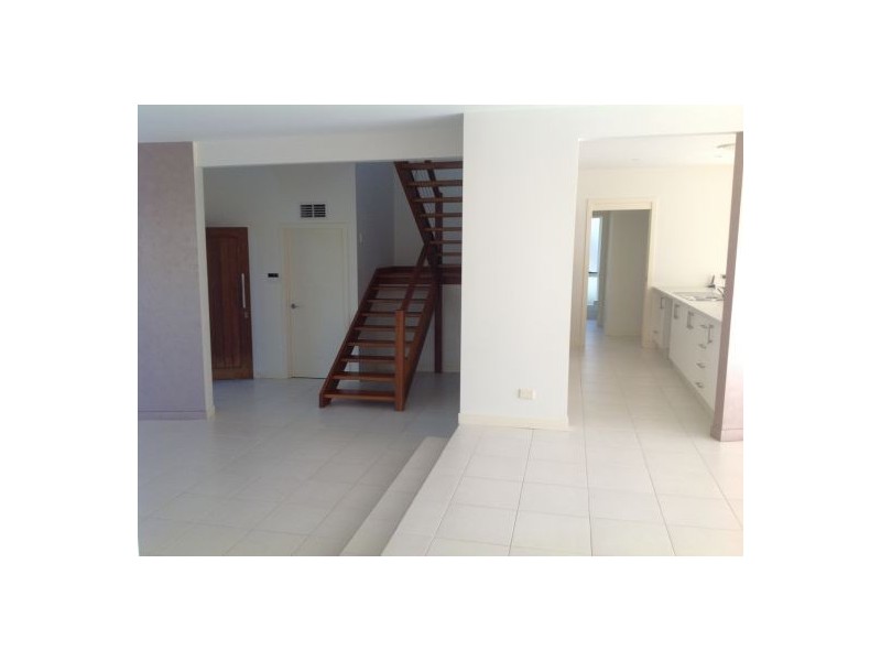 40 Pathfinder Road, Coomera Waters QLD 4209