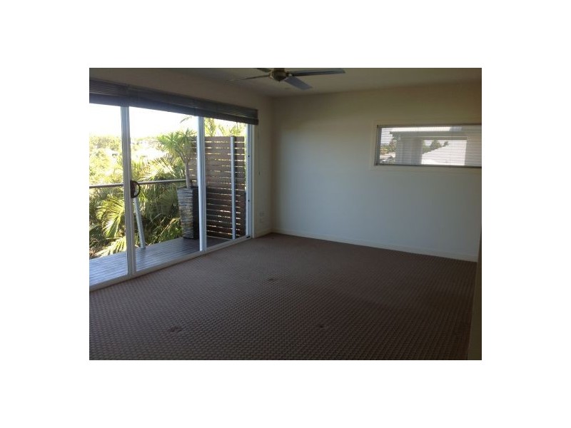 40 Pathfinder Road, Coomera Waters QLD 4209