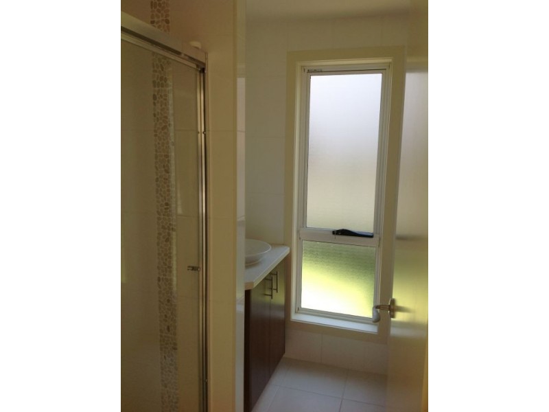 40 Pathfinder Road, Coomera Waters QLD 4209