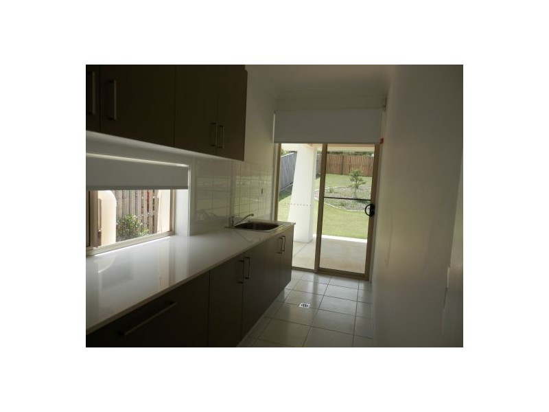 10 Benecia Avenue, Coomera Waters QLD 4209