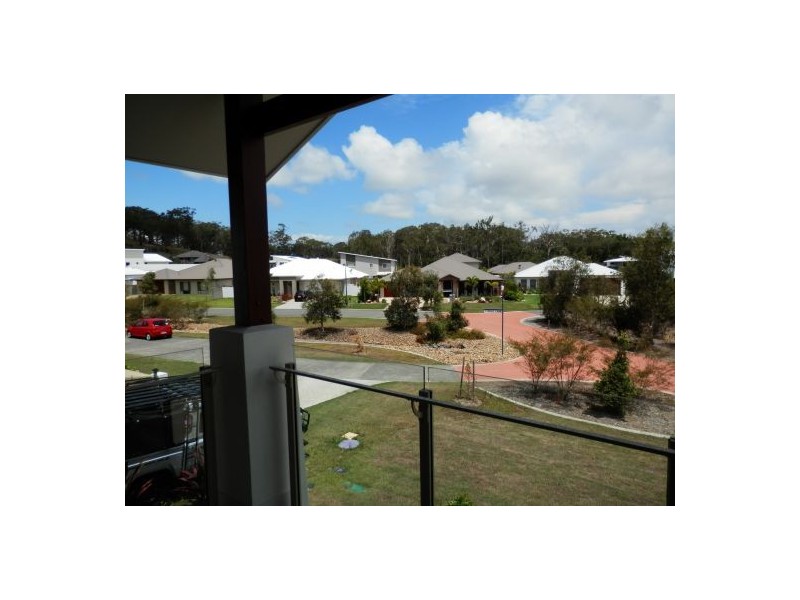 10 Benecia Avenue, Coomera Waters QLD 4209