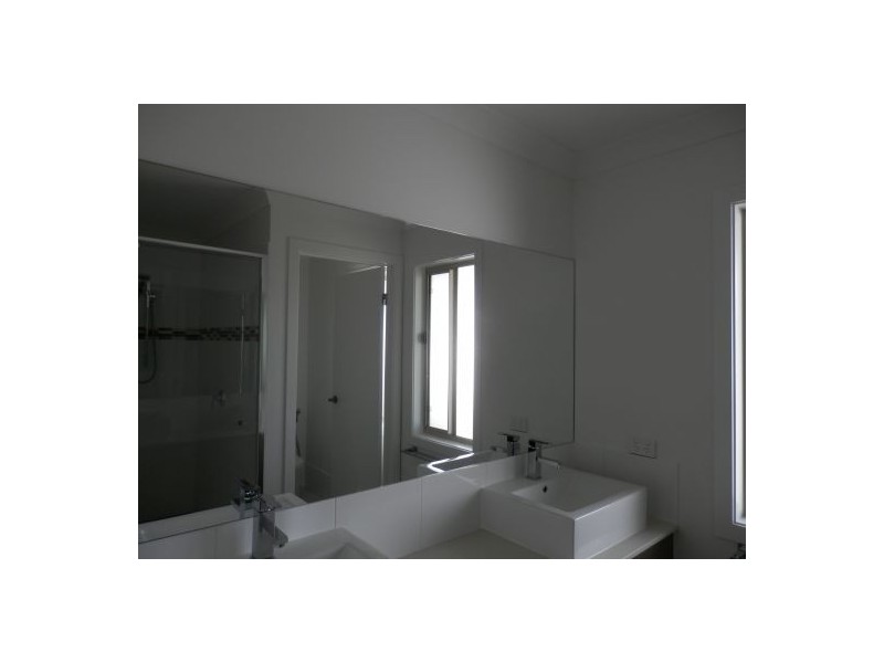 10 Benecia Avenue, Coomera Waters QLD 4209