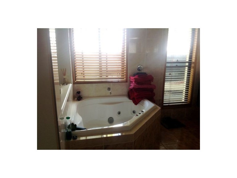 10 Zeus Circuit, Coomera Waters QLD 4209