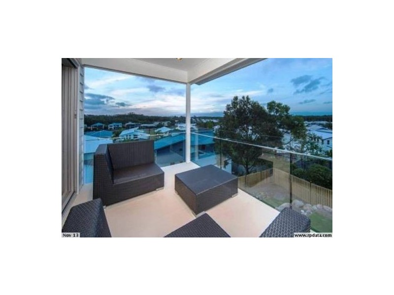 25 Village High Crescent, Coomera Waters QLD 4209