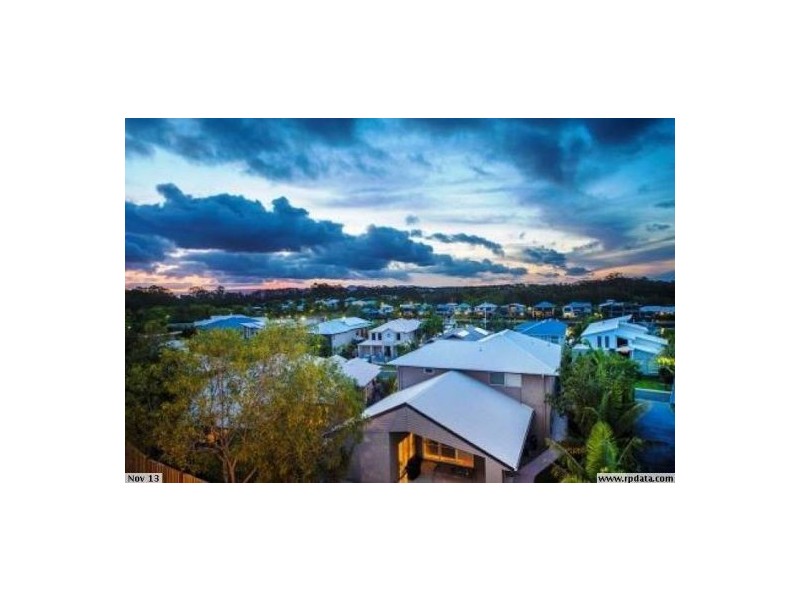 25 Village High Crescent, Coomera Waters QLD 4209