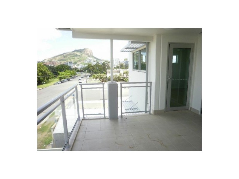 38 Morehead St, South Townsville QLD 4810