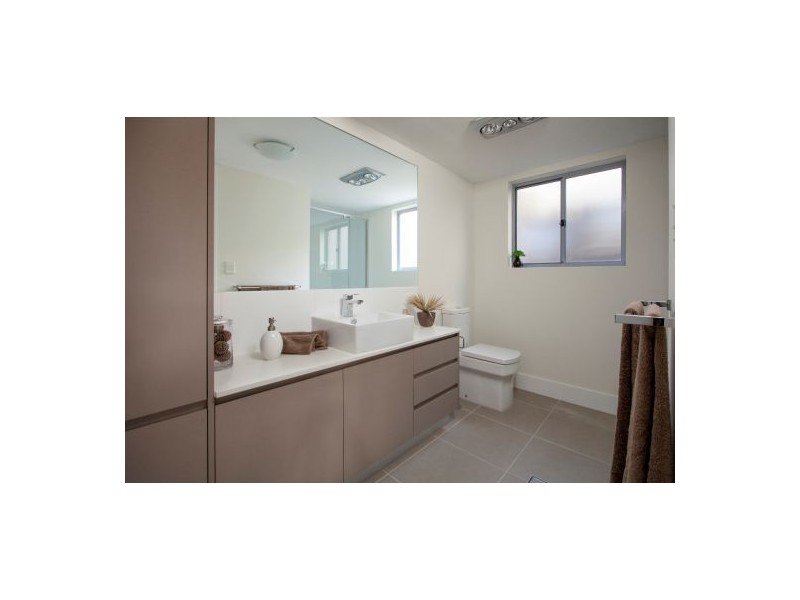14 Rose St, Southport QLD 4215